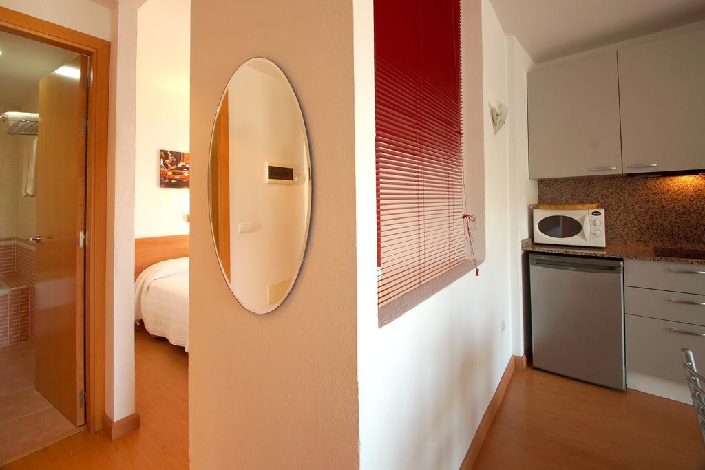 Aparthotel Arenal Палс Екстер'єр фото